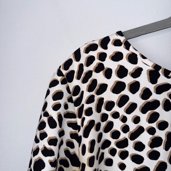 Ann Taylor Womens Animal Print Dress Size 14 Short Sleeves Pullover - Picture 4 of 8